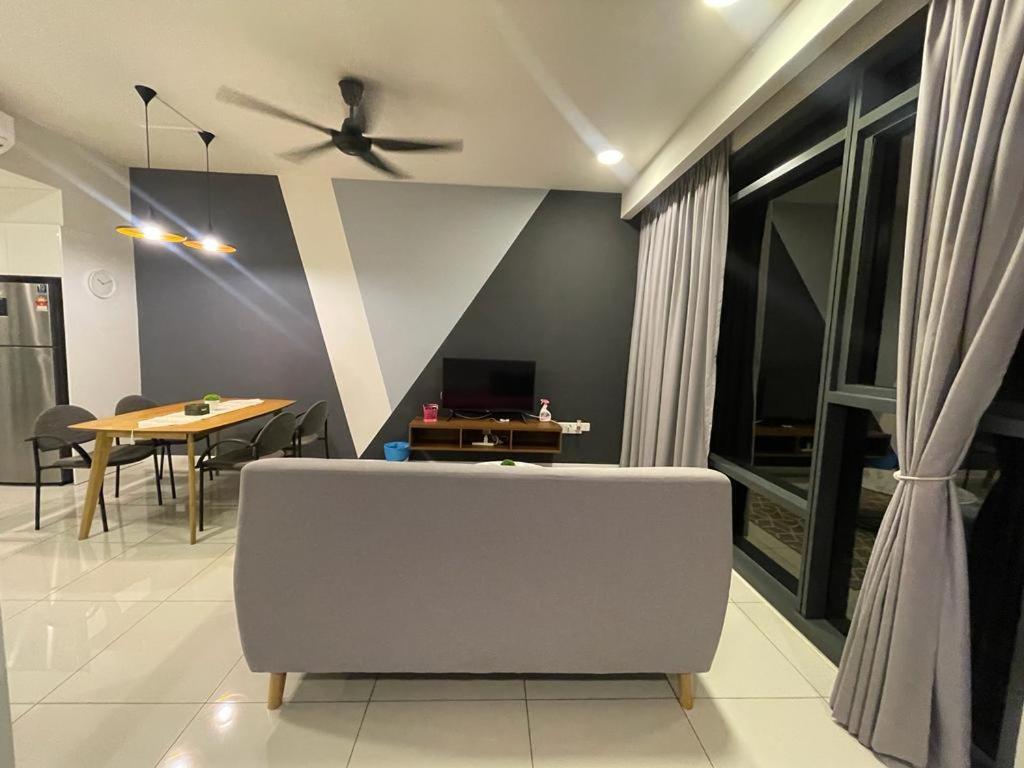 Kl East Ridge Rara Suite Homestay Kuala Lumpur Luaran gambar